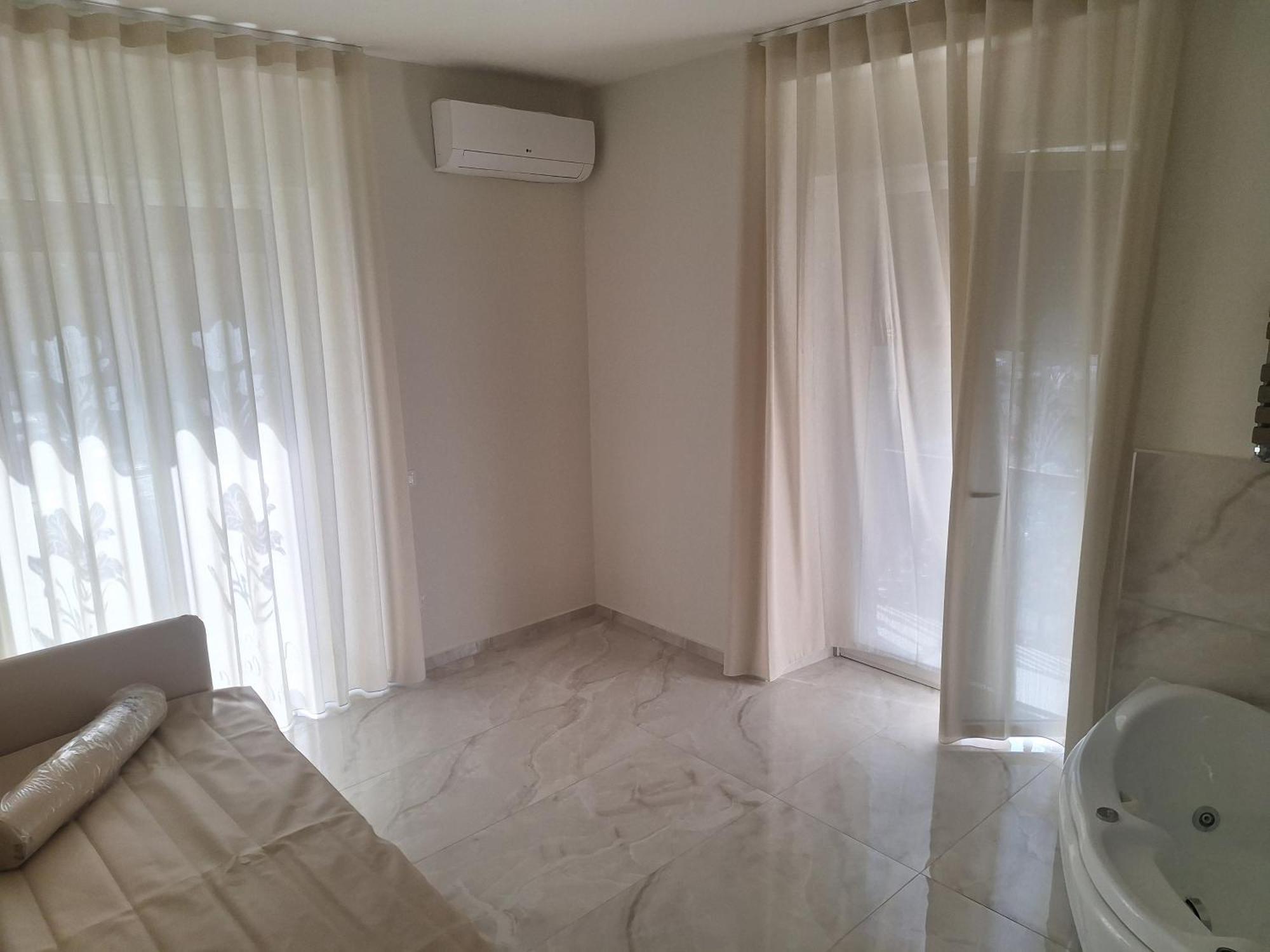 Hotel La Violetta Napoli Esterno foto