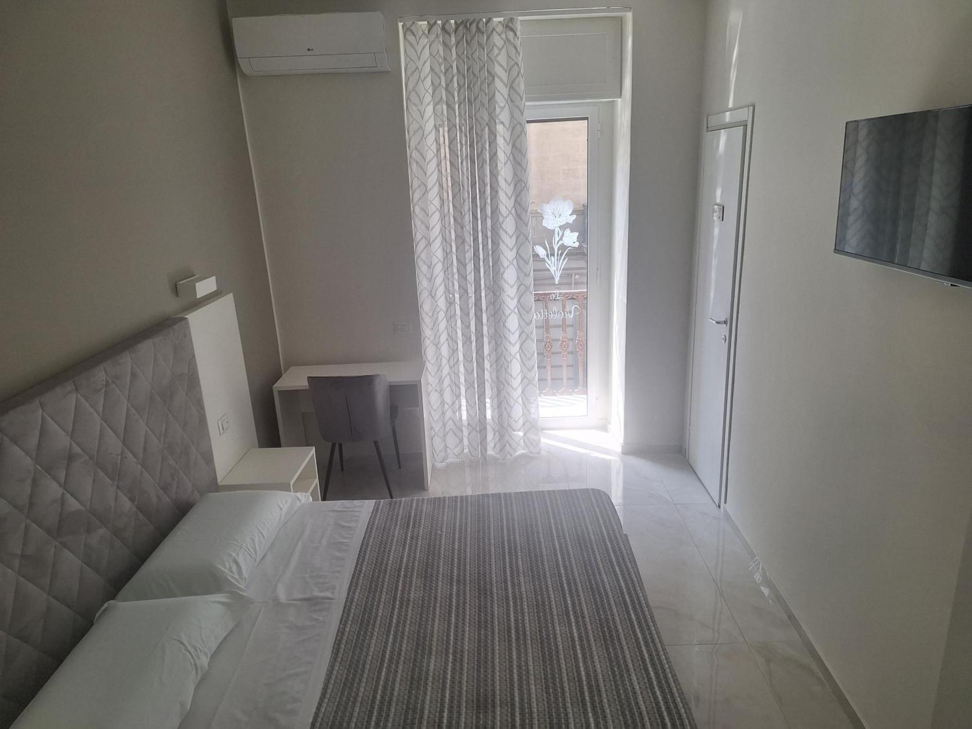 Hotel La Violetta Napoli Esterno foto