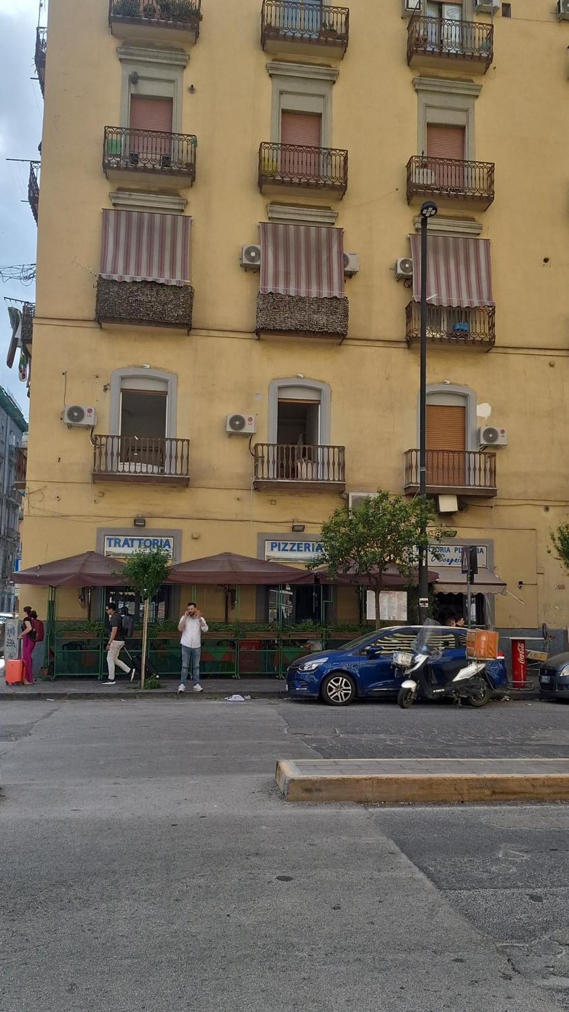 Hotel La Violetta Napoli Esterno foto